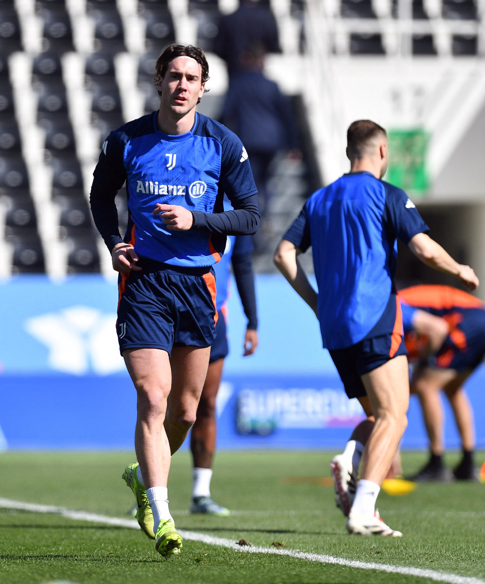 乐鱼网页版 -足总杯倒计时；尤文图斯加时末段状态回暖；细节引发关注；震撼外界；训练强度明显提升的简单介绍