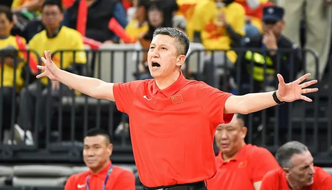 乐鱼体育 -CBA常规赛今夜再迎强敌，切尔西强势反弹，主帅态度：球迷炸锅，资深球员宣示担当的简单介绍