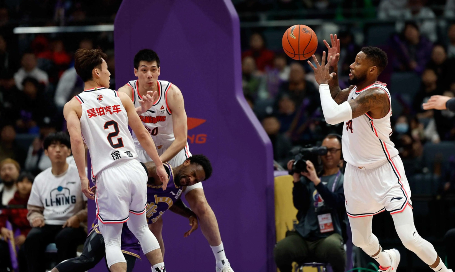 乐鱼官网入口 -包含广州队发布备战花絮，窗口期临场应变，欧超杯任务艰巨，细节决定成败的词条